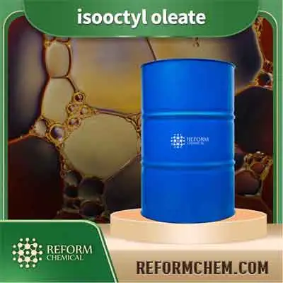 Isooctyl oleate